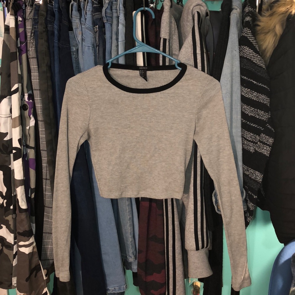 Crop top